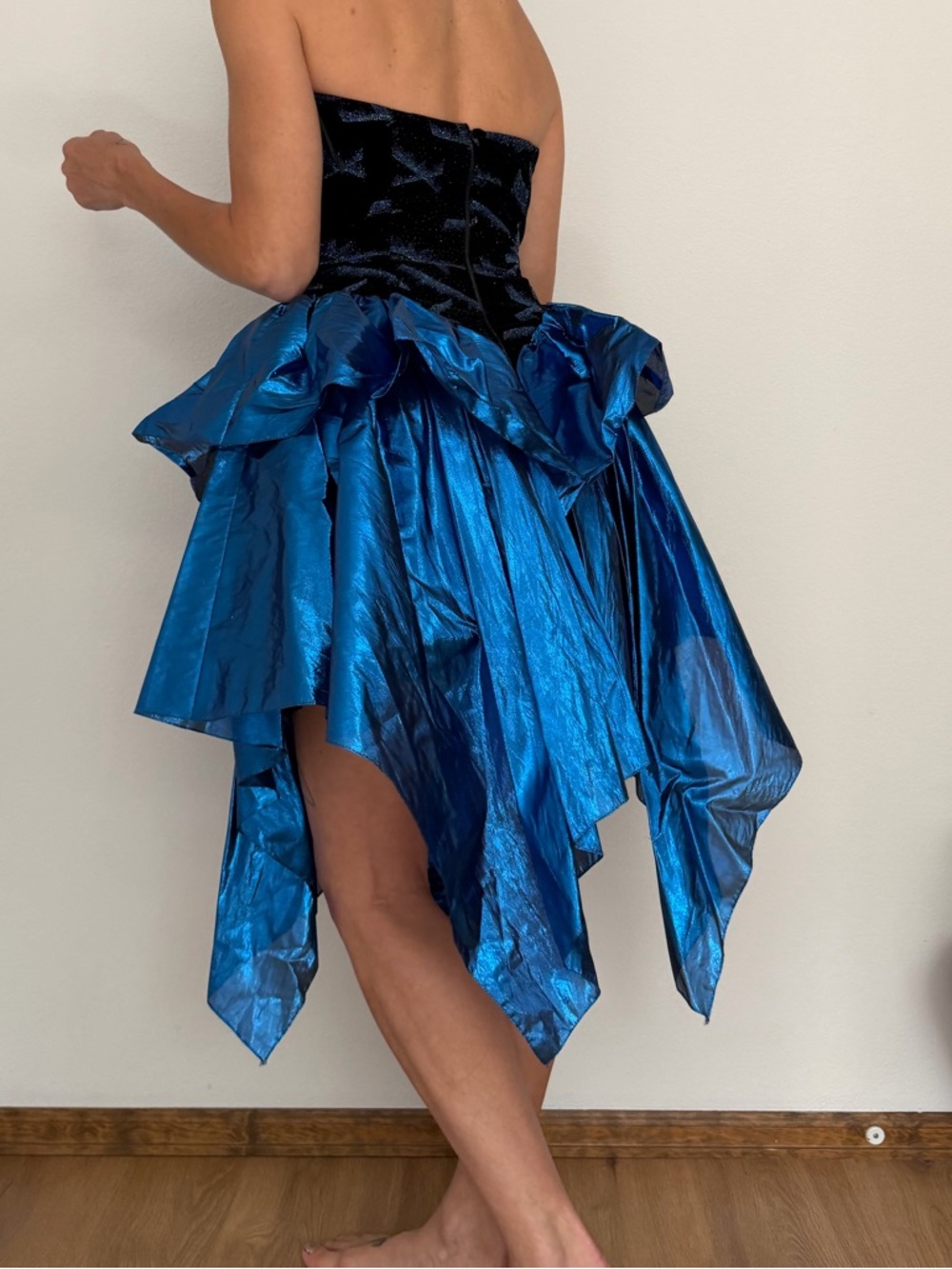Vintage Black and Electric Blue Strapless Prom Dress - Picture 8 of 13